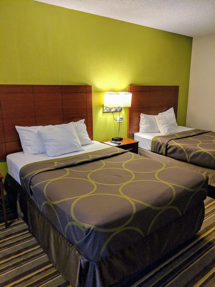 Hotel Super 8 By Wyndham