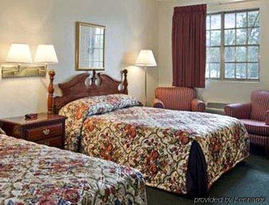 Super 8 By Wyndham Hotel Lake City